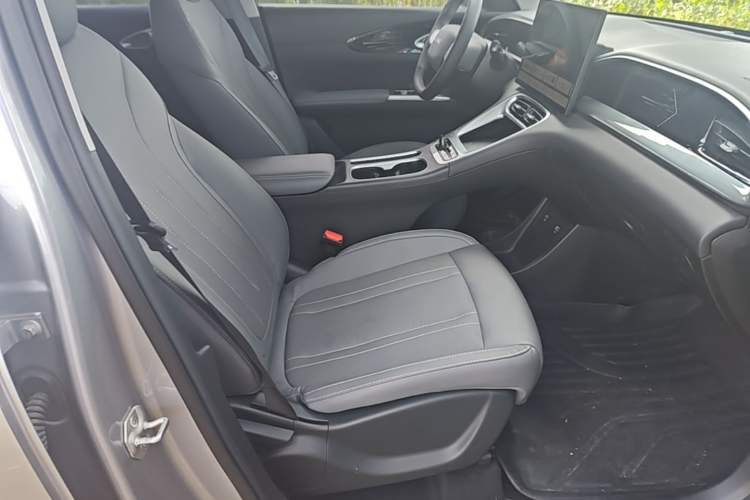 Used Geely Galaxy Geome 2025 310km Dream Edition Right Front Seat