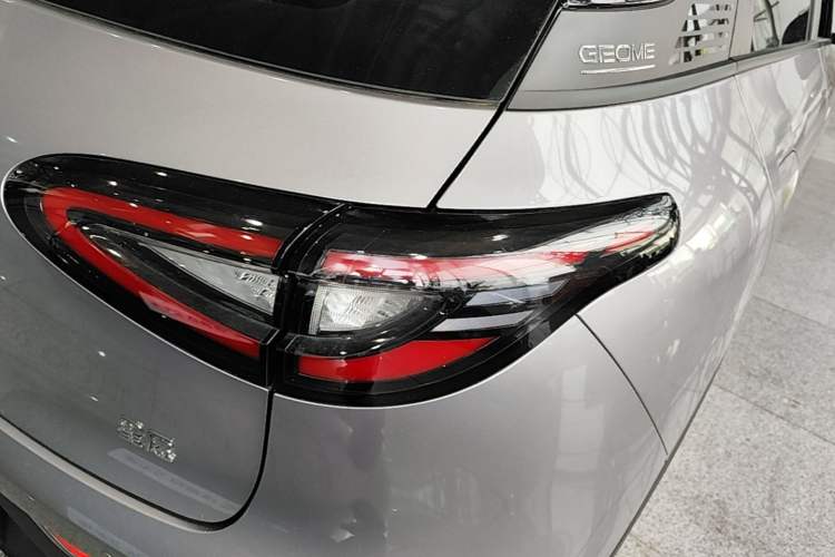 Used Geely Galaxy Geome 2025 UP 410km Exploration Edition Right Rear Taillight