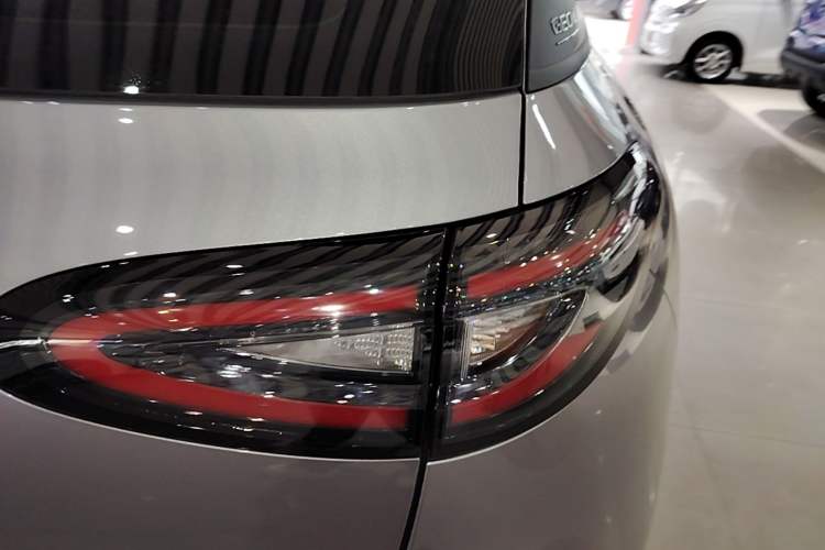 Used Geely Galaxy Geome 2025 310km Youth Edition Right Rear Taillight