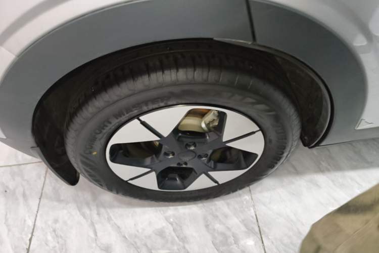 Used Geely Galaxy Geome 2025 310km Dream Edition Right Rear Wheel Hub