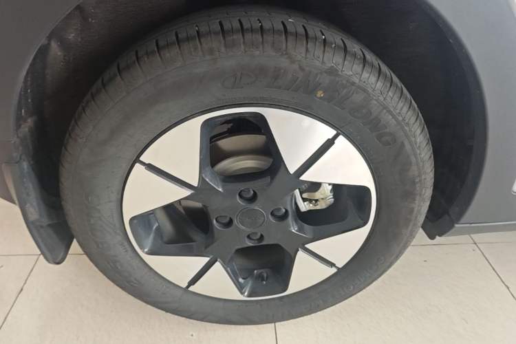 Used Geely Galaxy Geome 2025 UP 410km Exploration Edition Right Rear Wheel Hub