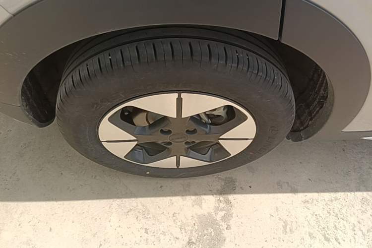 Used Geely Galaxy Geome 2025 310km Dream Edition Right Rear Wheel Hub
