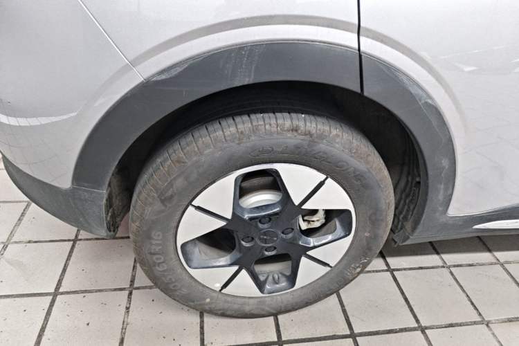 Used Geely Galaxy Geome 2025 UP 410km Exploration Edition Right Rear Wheel Hub