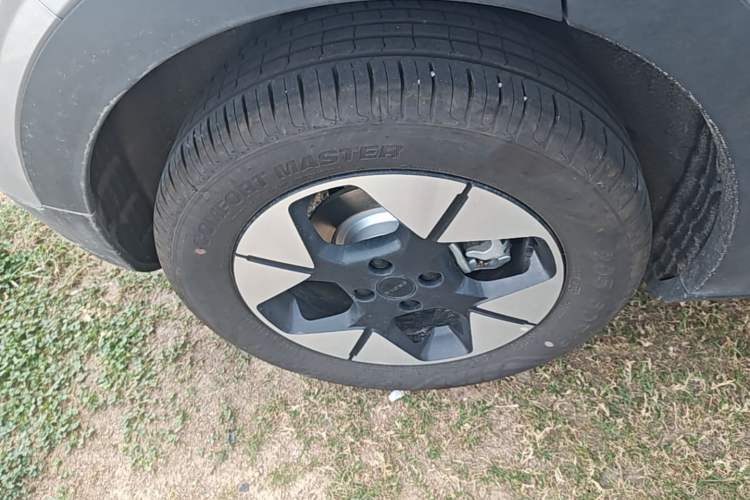 Used Geely Galaxy Geome 2025 310km Dream Edition Right Rear Wheel Hub
