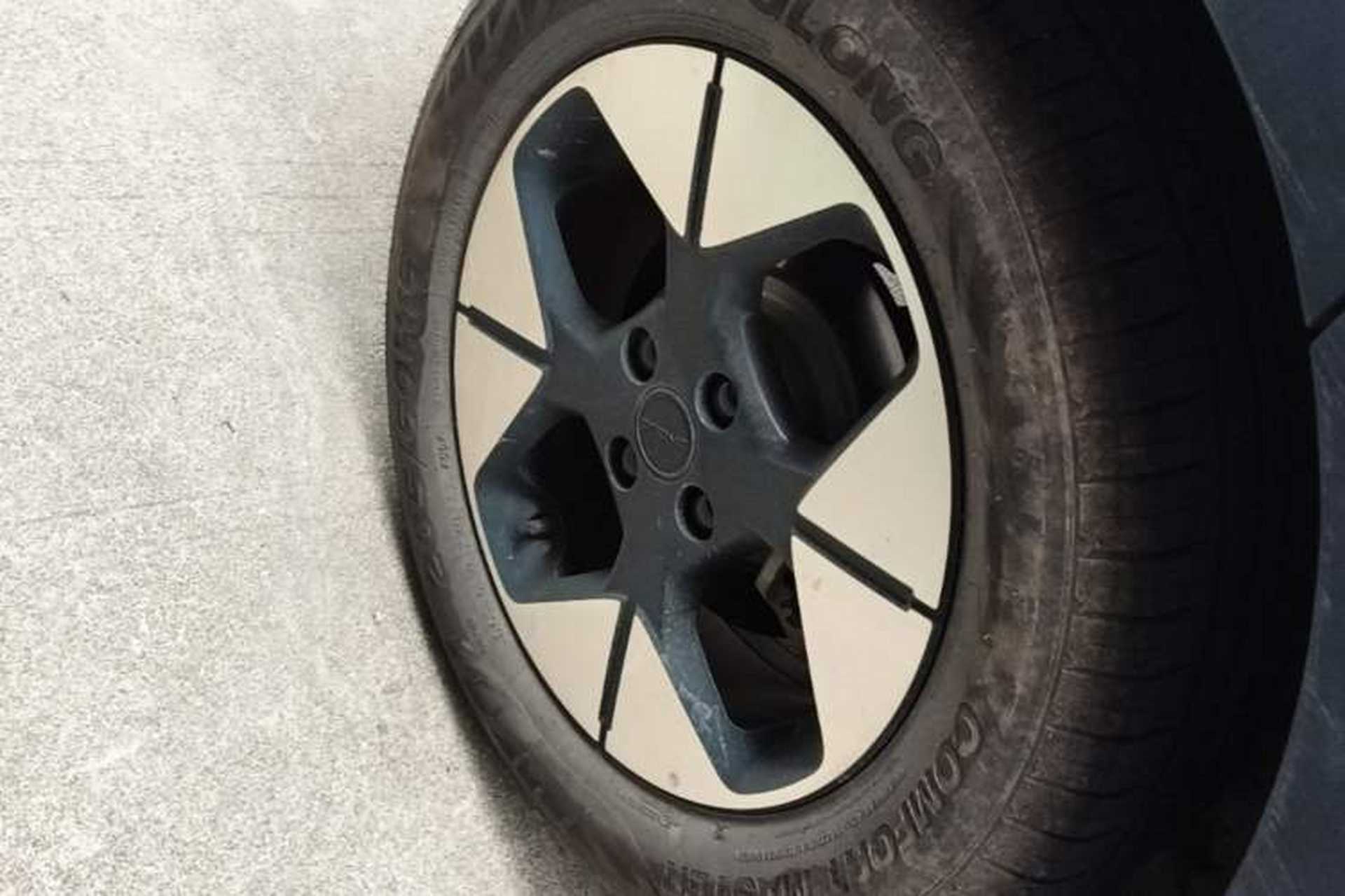 Used Geely Galaxy Geome 2025 UP 410km Exploration Edition Right Rear Wheel Hub