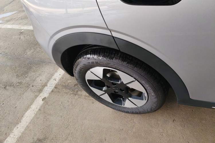 Used Geely Galaxy Geome 2025 310km Dream Edition Right Rear Wheel Hub