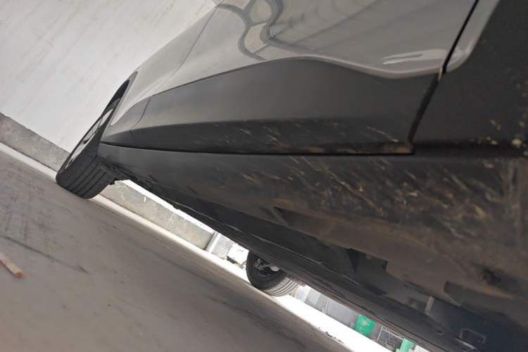 Used Geely Galaxy Geome 2025 310km Youth Edition Right Side Sill