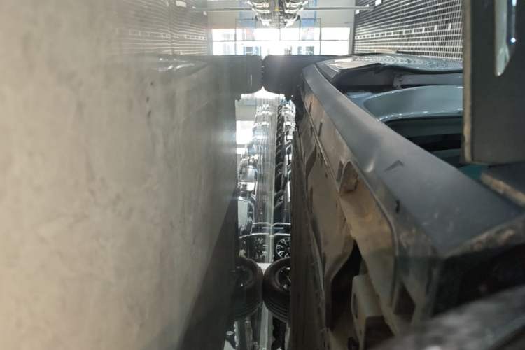 Used Geely Galaxy Geome 2025 UP 410km Exploration Edition Right Side Sill