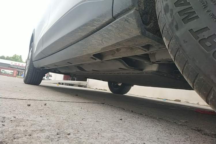 Used Geely Galaxy Geome 2025 310km Youth Edition Right Side Sill