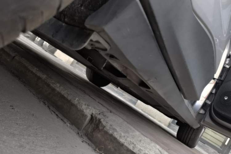 Used Geely Galaxy Geome 2025 310km Youth Edition Right Side Sill