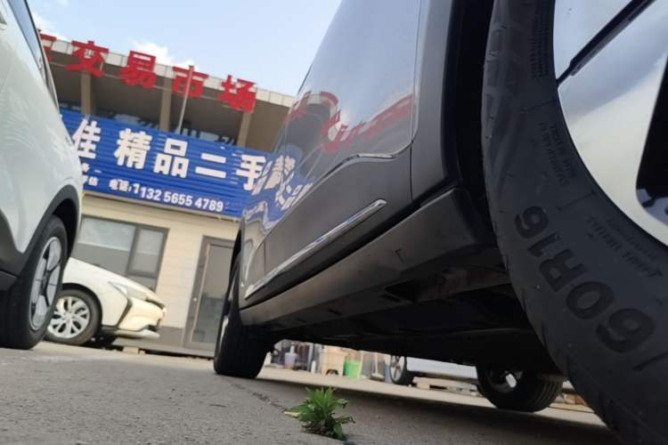 Used Geely Galaxy Geome 2025 310km Dream Edition Right Side Sill