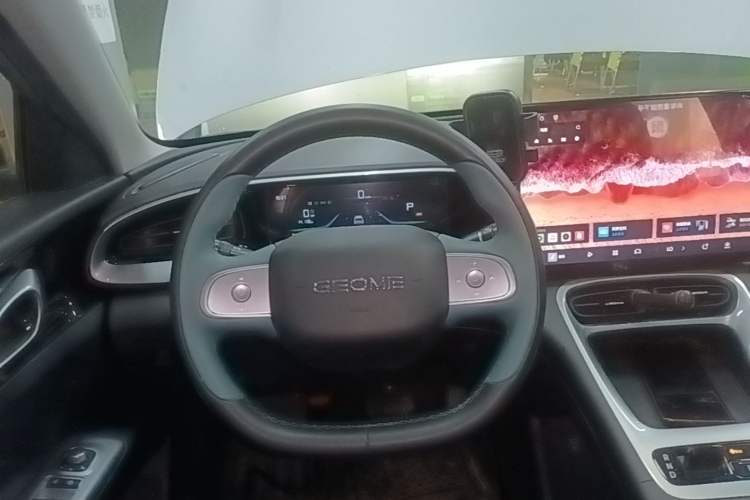 Used Geely Galaxy Geome 2025 310km Dream Edition Steering Wheel