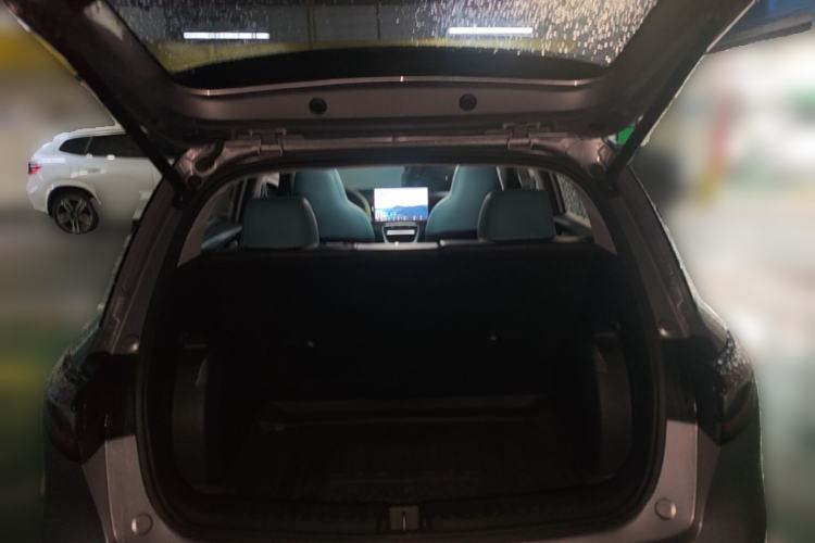 Used Geely Galaxy Geome 2025 UP 410km Exploration Edition Trunk