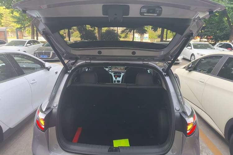 Used Geely Galaxy Geome 2025 UP 410km Exploration Edition Trunk