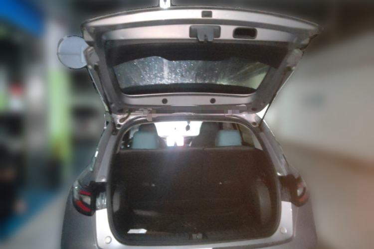 Used Geely Galaxy Geome 2025 310km Youth Edition Trunk