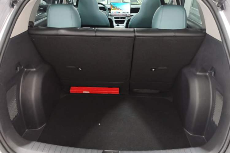 Used Geely Galaxy Geome 2025 310km Dream Edition Trunk