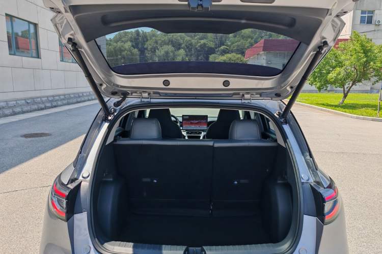 Used Geely Galaxy Geome 2025 310km Dream Edition Trunk