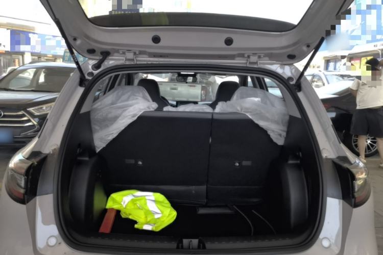 Used Geely Galaxy Geome 2025 310km Youth Edition Trunk