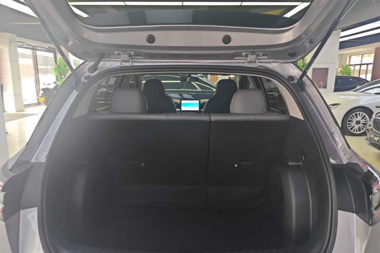 Used Geely Galaxy Geome 2025 310km Youth Edition Trunk