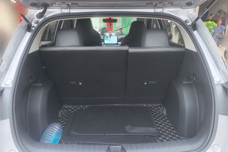 Used Geely Galaxy Geome 2025 410 km Free Version Trunk