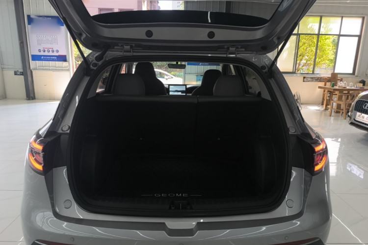 Used Geely Galaxy Geome 2025 310km Youth Edition Trunk
