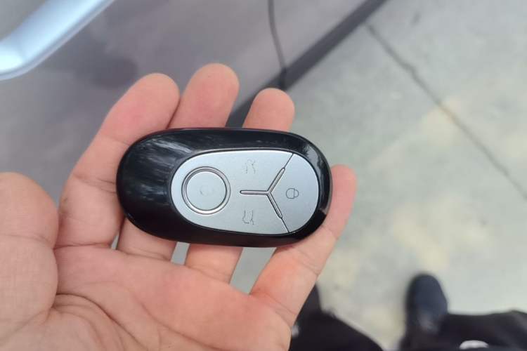 Used Geely Galaxy Geome 2025 310km Youth Edition Vehicle Key