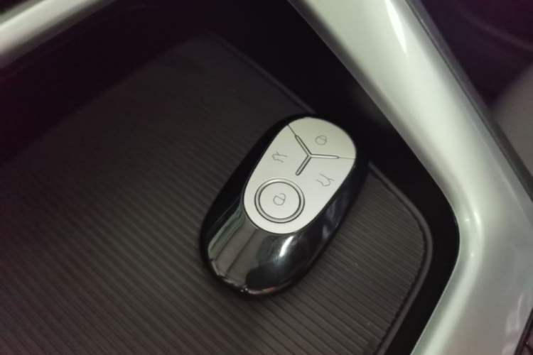 Used Geely Galaxy Geome 2025 310km Youth Edition Vehicle Key