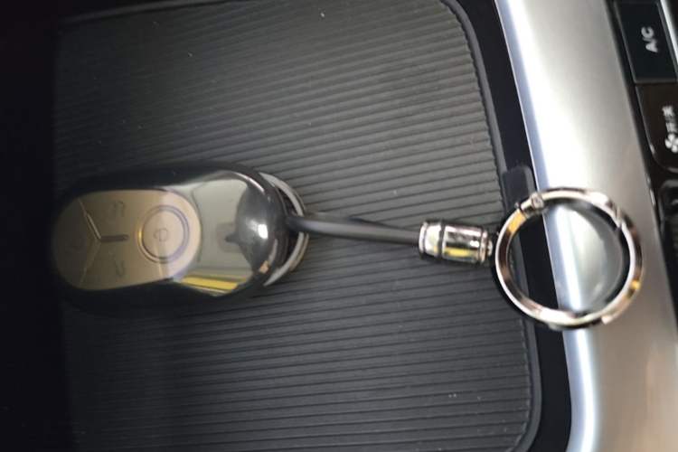 Used Geely Galaxy Geome 2025 UP 410km Exploration Edition Vehicle Key