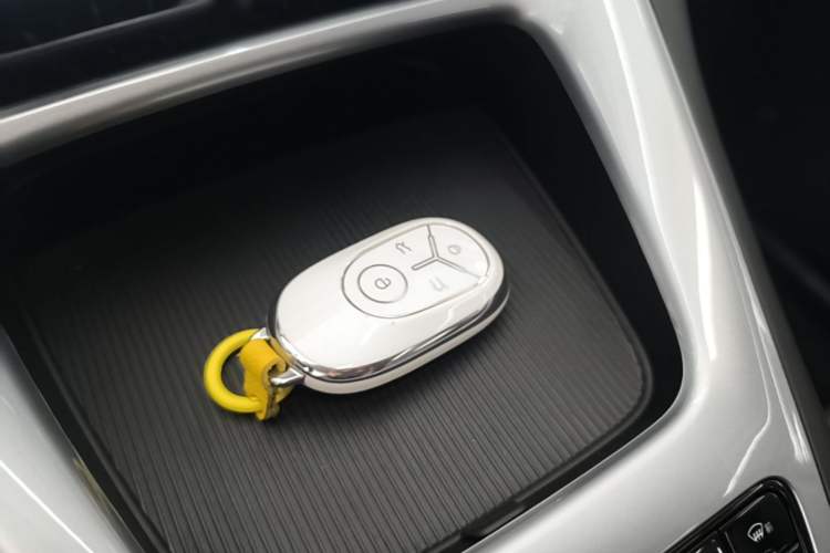 Used Geely Galaxy Geome 2025 310km Youth Edition Vehicle Key