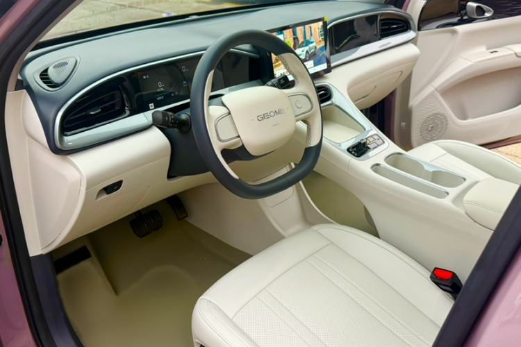 Used Geely Galaxy Geome 2025 310km Youth Edition Steering Wheel