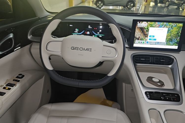Used Geely Galaxy Geome 2025 310km Youth Edition Steering Wheel
