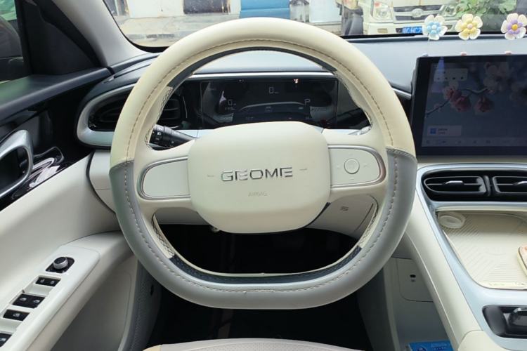 Used Geely Galaxy Geome 2025 310km Youth Edition Steering Wheel