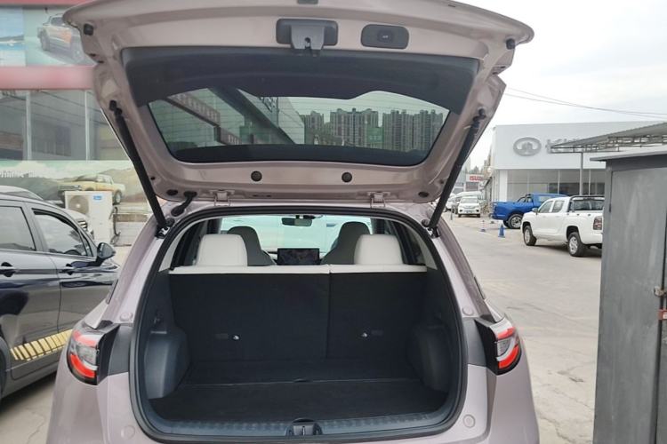 Used Geely Galaxy Geome 2025 UP 410km Exploration Edition Trunk