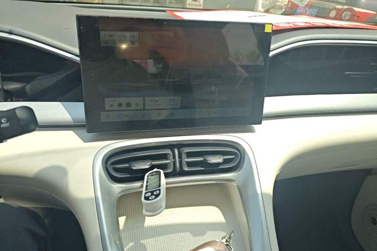 Used Geely Galaxy Geome 2025 310km Youth Edition Audio And AC Panel