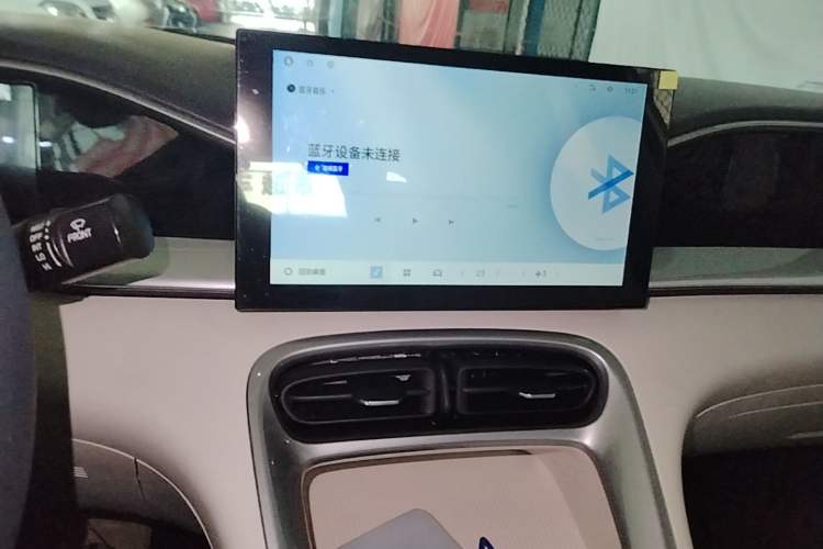 Used Geely Galaxy Geome 2025 310km Youth Edition Audio And AC Panel