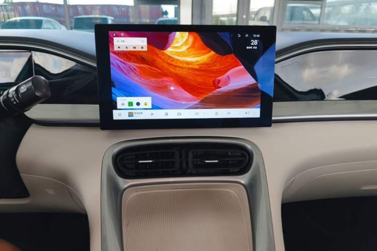 Used Geely Galaxy Geome 2025 310km Youth Edition Audio And AC Panel
