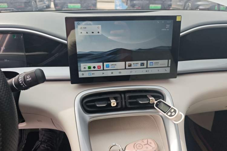 Used Geely Galaxy Geome 2025 310km Youth Edition Audio And AC Panel