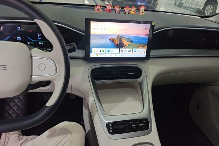Used Geely Galaxy Geome 2025 310km Youth Edition Audio And AC Panel