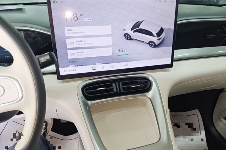 Used Geely Galaxy Geome 2025 310km Dream Edition Audio And AC Panel