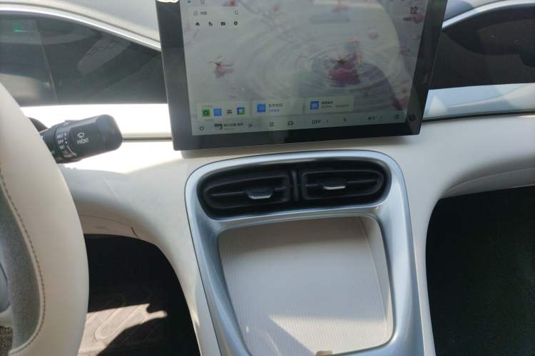 Used Geely Galaxy Geome 2025 310km Youth Edition Audio And AC Panel