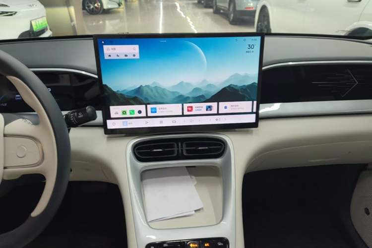 Used Geely Galaxy Geome 2025 UP 410km Exploration Edition Audio And AC Panel