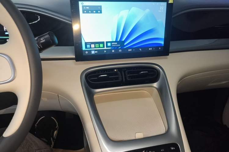 Used Geely Galaxy Geome 2025 310km Youth Edition Audio And AC Panel