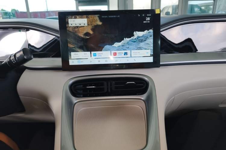 Used Geely Galaxy Geome 2025 310km Youth Edition Audio And AC Panel