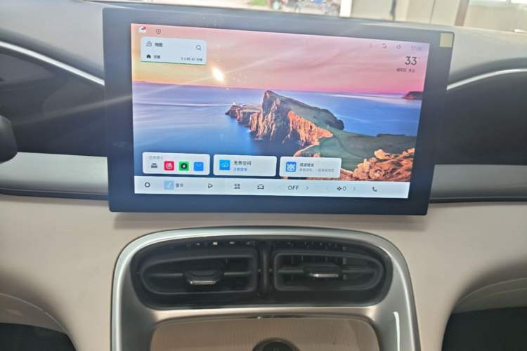 Used Geely Galaxy Geome 2025 410 km Free Version Audio And AC Panel