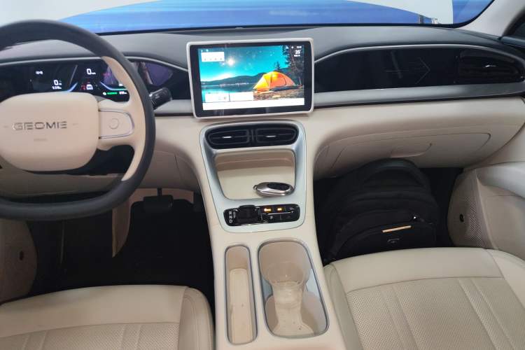 Used Geely Galaxy Geome 2025 310km Youth Edition Audio And AC Panel