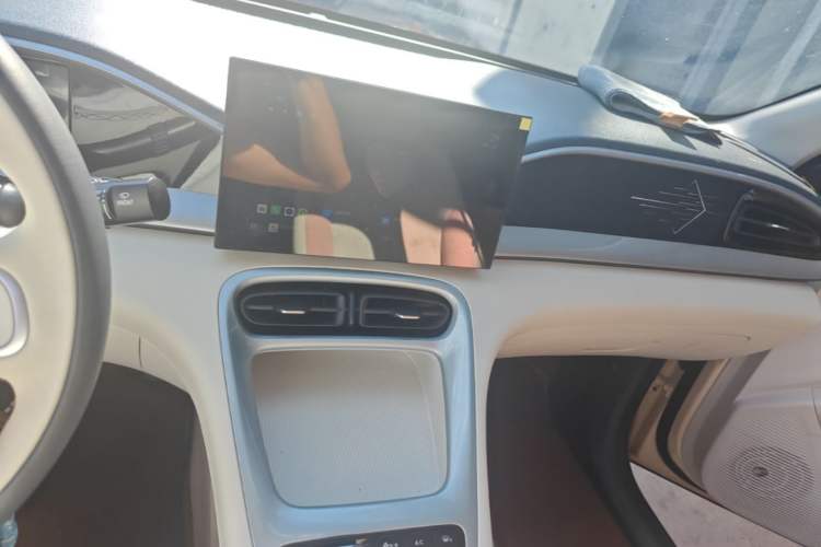 Used Geely Galaxy Geome 2025 310km Youth Edition Audio And AC Panel