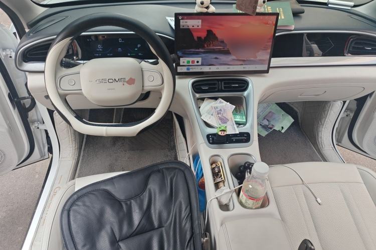 Used Geely Galaxy Geome 2025 310km Dream Edition Center Console