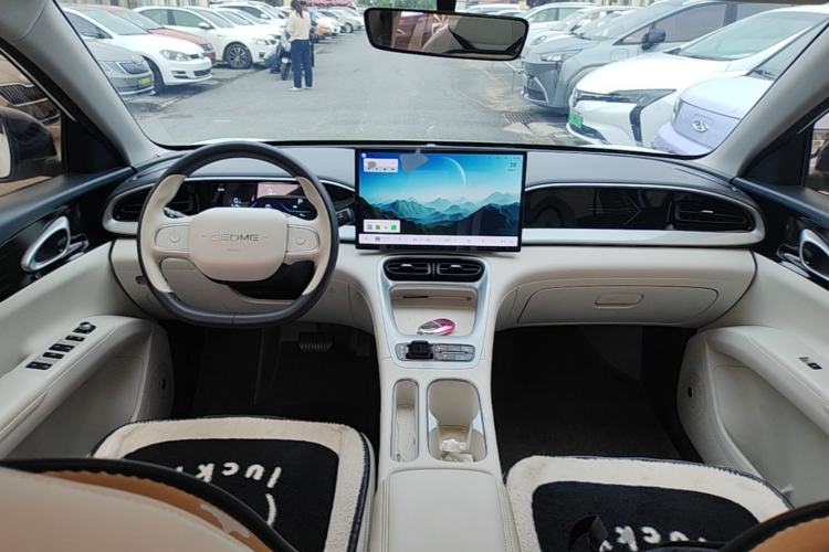 Used Geely Galaxy Geome 2025 310km Dream Edition Center Console