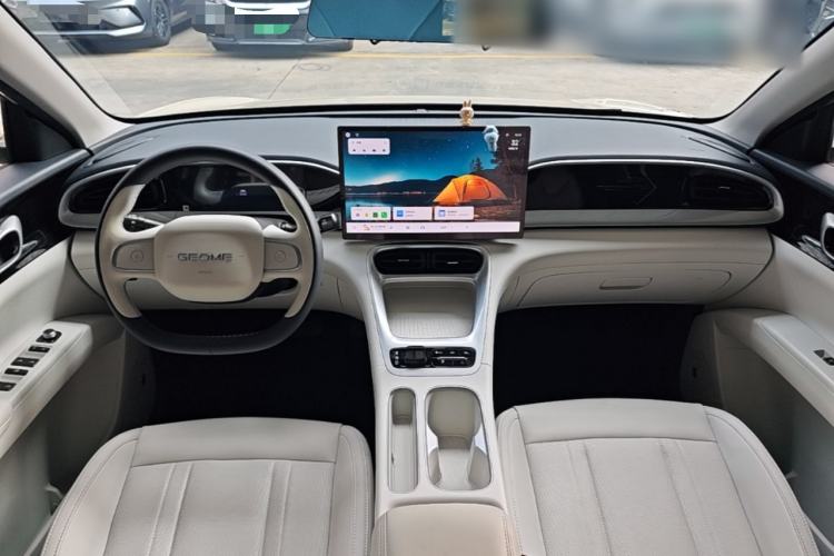 Used Geely Galaxy Geome 2025 UP 410km Exploration Edition Center Console