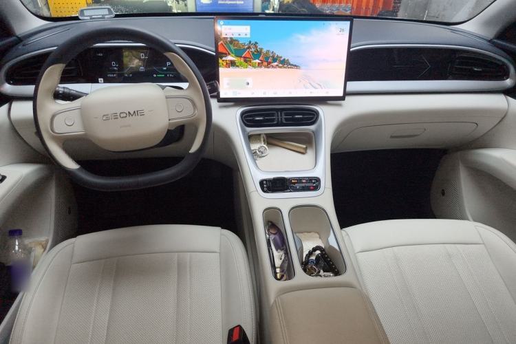 Used Geely Galaxy Geome 2025 310km Dream Edition Center Console